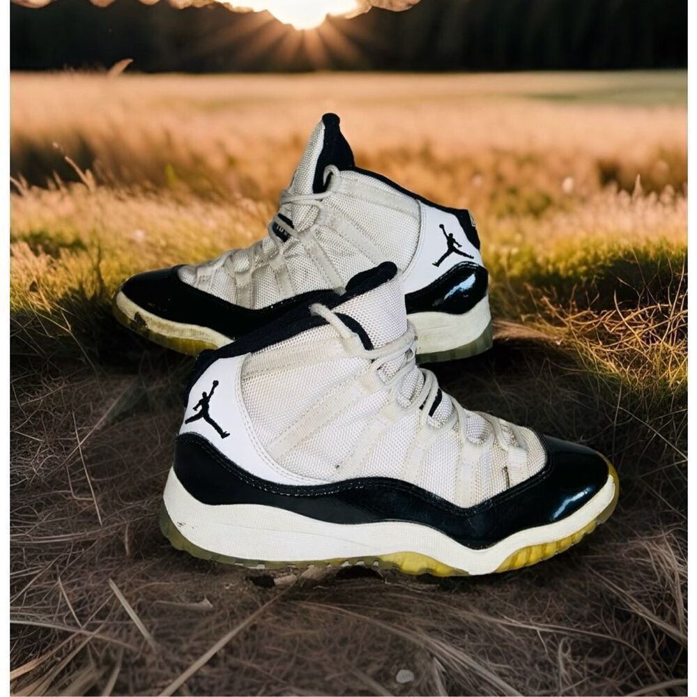 Jordan 11 Retro 2018 Mid Concord- Size 3y (GS)